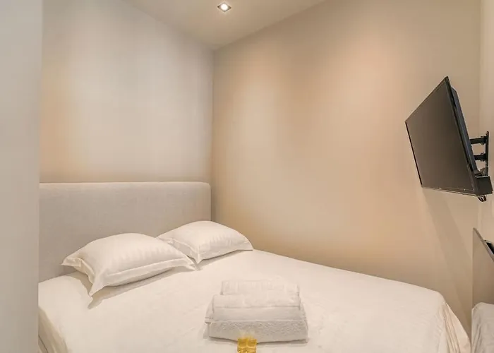 Bright And Comfortable Studio, Saint-didier * Lyon