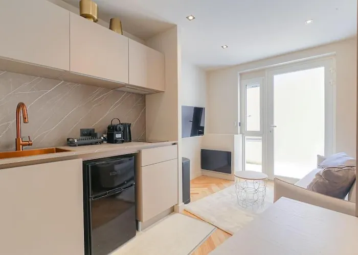 Apartamento Bright And Comfortable Studio, Saint-didier Lyon